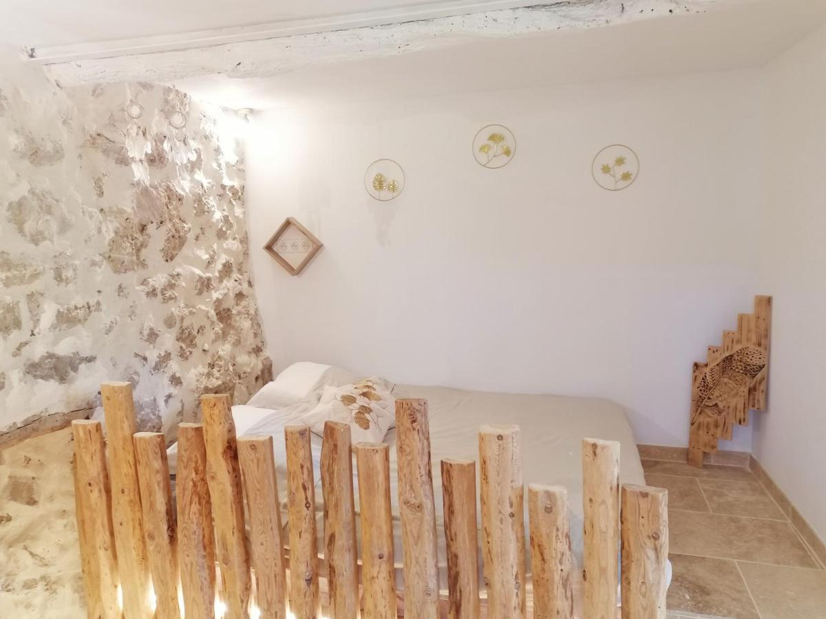 Bastide Provencale Les Muriers D'Engaspaty Seillans Exteriör bild